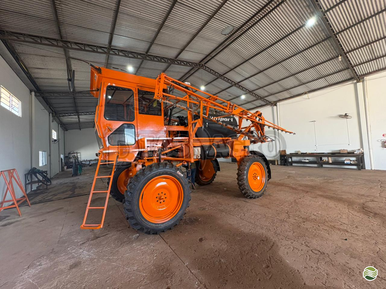PULVERIZADOR JACTO UNIPORT 2000 Tração 4x2 Dias Agro - Jacto LUCAS DO RIO VERDE MATO GROSSO MT